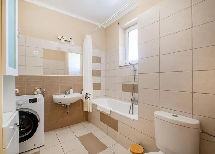 Myflat Club 218 Panorama Wellness * שיופוק